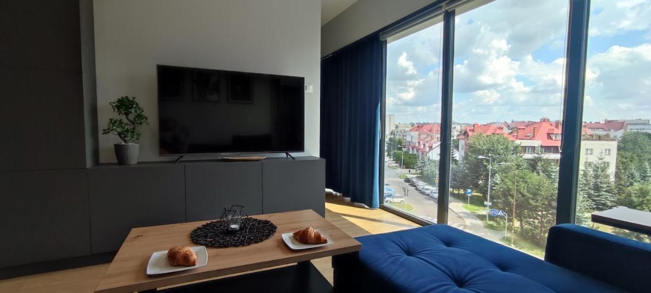 Gold Capital Towers Apartment *